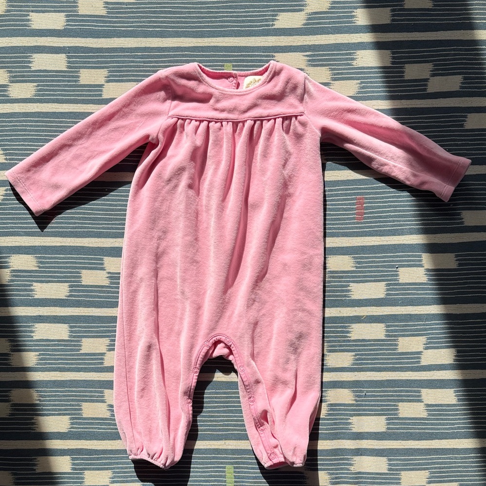 The Beaufort Bonnet Company Pink Velour Kids One Piece Size 18-24 months